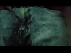 Play MP4 - Una deliciosa meada con mi pa&ntilde;al y pantal&oacute;n puesto y de paso deliciosa pajita y doble orgssmo