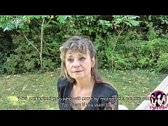 Play full 3GP - Bourgeoise slutty milf M&eacute;lodie becomes mad with 3 men and first gang-bang of her life