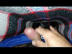 Play MP4 - Verga parada y humeda