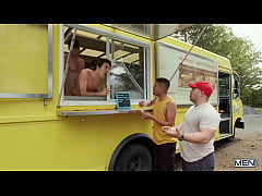 Play MP4 - Big Sausage In My Buns &sol; MEN &sol; Finn Harding&comma; Chris Cool  &sol;  -Follow and watch Finn Harding at www&period;men&period;com&sol;finn