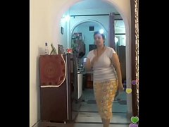 Play MP4 - Hot desi indian bhabi shaking her sexi ass &boobs on bigo live&period;&period;&period;2