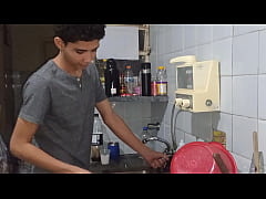 Play MP4 - Ela Convence O Meio Irm&atilde;o a Fuder Bem Gostoso Ela Enquanto Seus Pais N&atilde;o Estavam