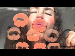 Play MP4 - Nude naughty kiss