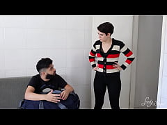 Play MP4 - Minha namorada me mandou embora&excl; Transei com a meia-irm&atilde; dela