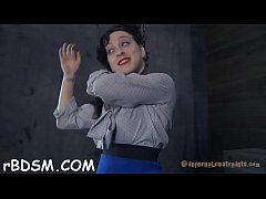 Play MP4 - Hot lady cuchy fucking with a sex tool