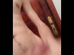 Play MP4 - Riche masturbation