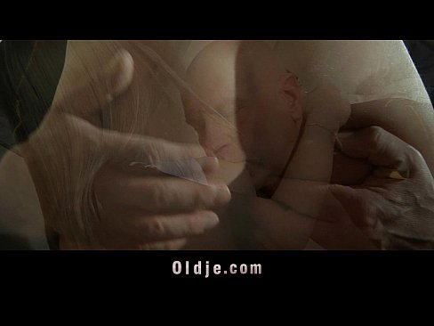 Older Dude Screws Fair Haired Twink In A Motel Room